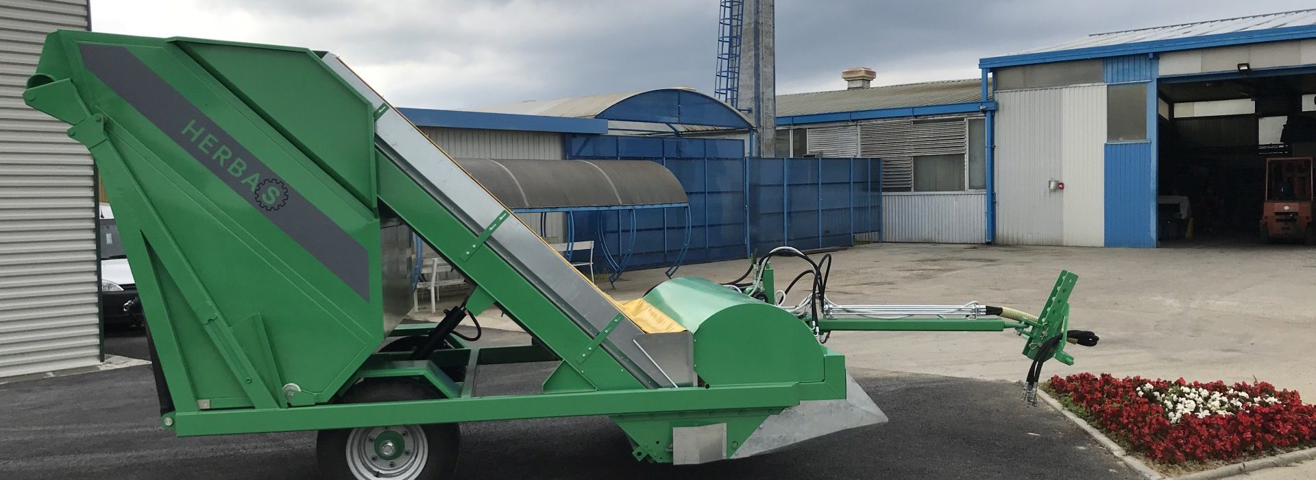 Kombajn za kamilicu - slika 10